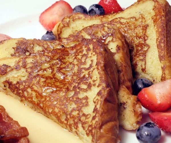 AIR FRYER CINNAMON FRENCH TOAST