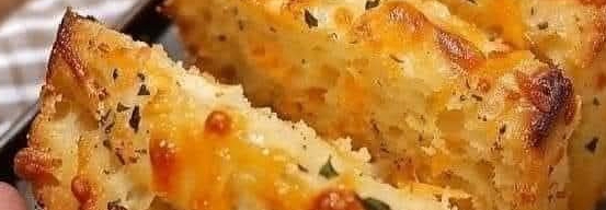CHEESY GARLIC BREAD LOAF