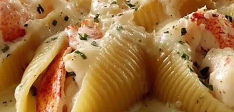 GARLIC BUTTER LOBSTER-FILLED JUMBO PASTA SHELLS 🧄🦞🧀