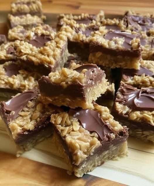No-Bake Sugar-Free Chocolate Peanut Butter Oat Bars
